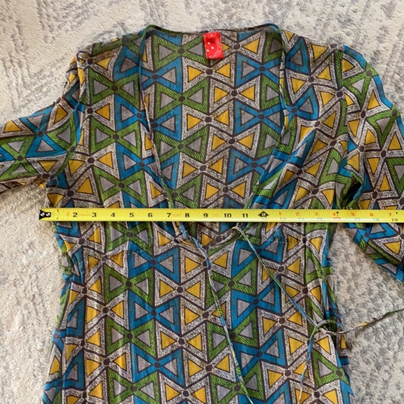 Triangle pattern top - Picture 7 of 7